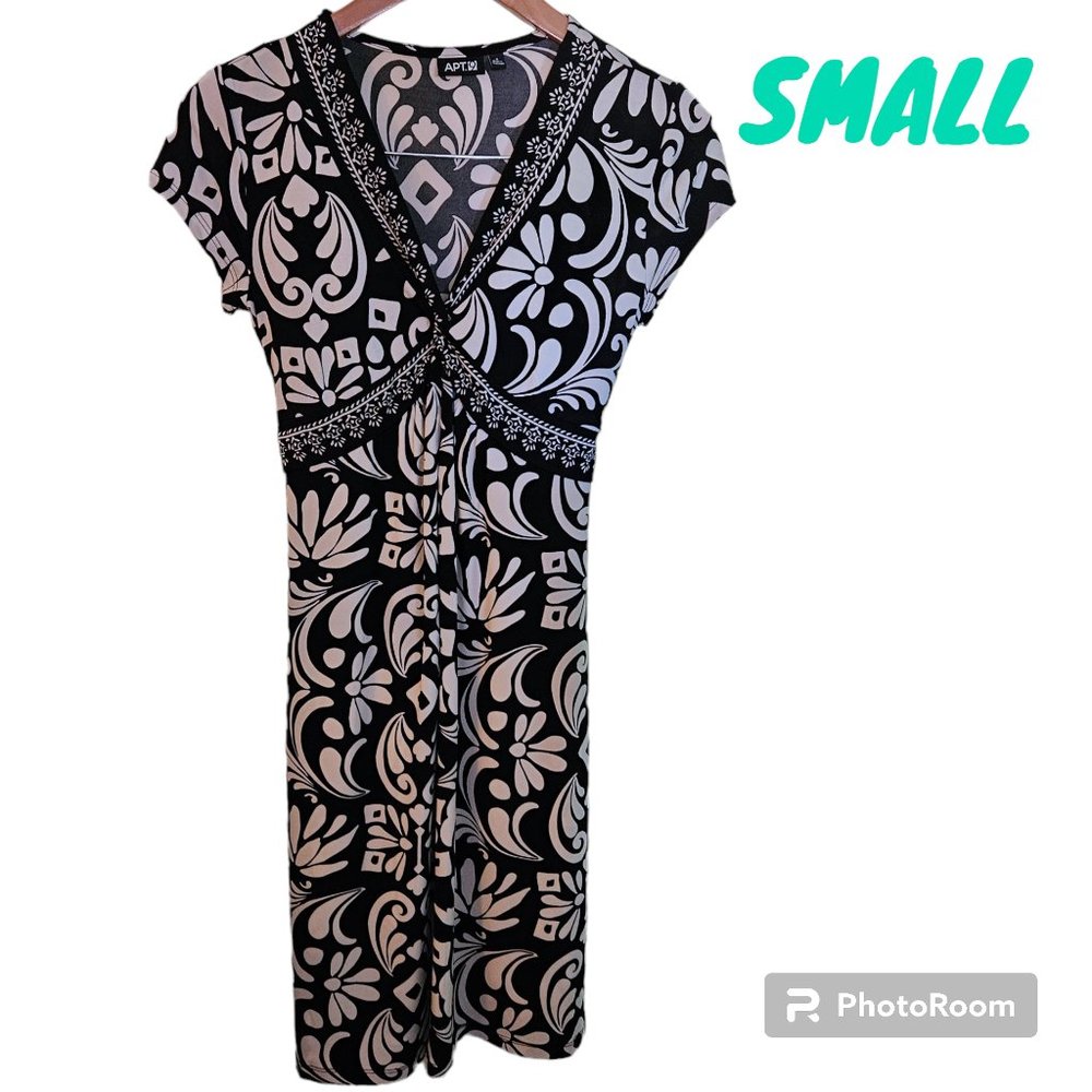 New APT 9 Wrap Tie Back Floral V Neck Dress  Knee Length Cap Sleeve Women Small